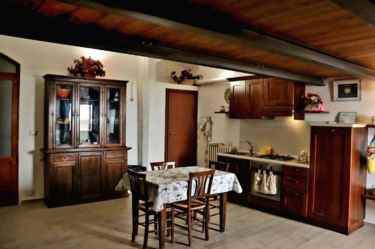 Twins' Historical Apartment Trevi Bagian luar foto
