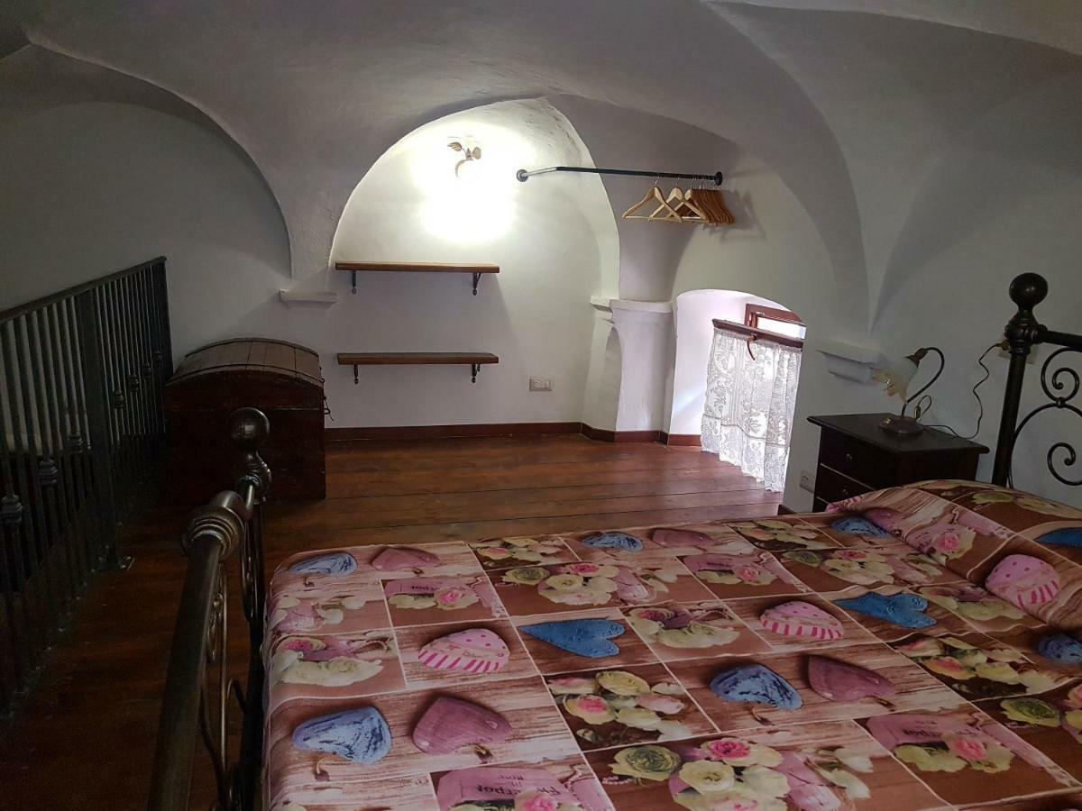 Twins' Historical Apartment Trevi Bagian luar foto